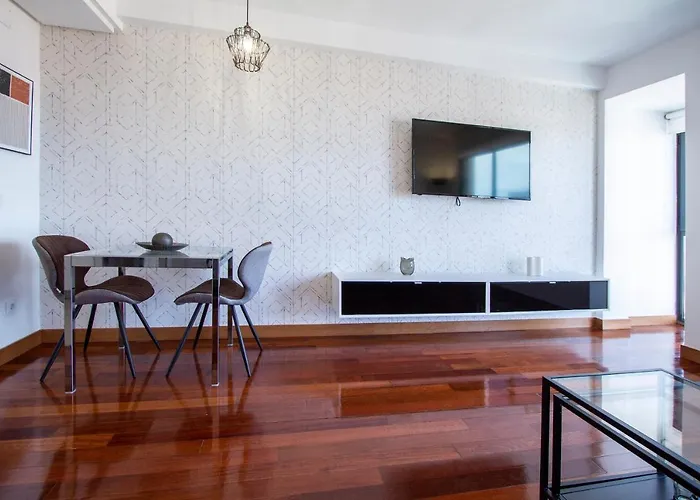 Apartamentos Castilla Luz Business